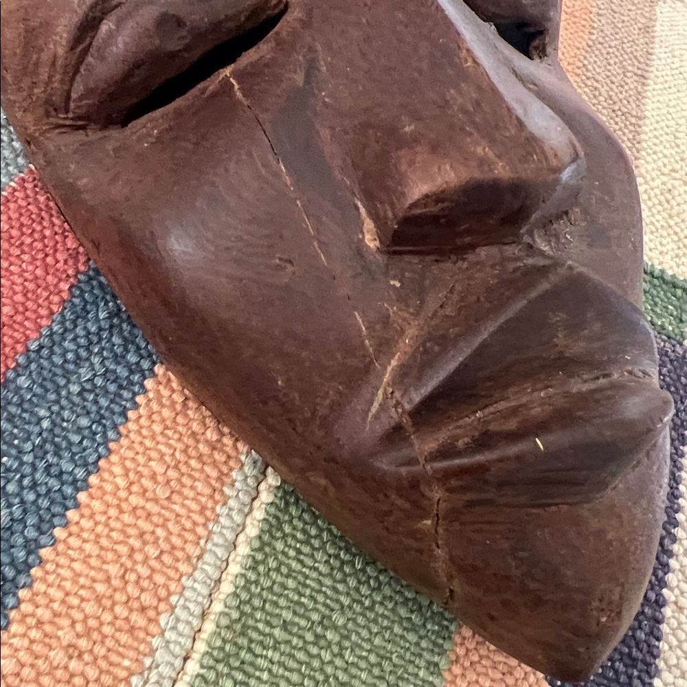 African Tribal Wood Mask Wall Hanging Hand Carved Plaque Folk Art 12.5x6.5” - Picture 7 of 7